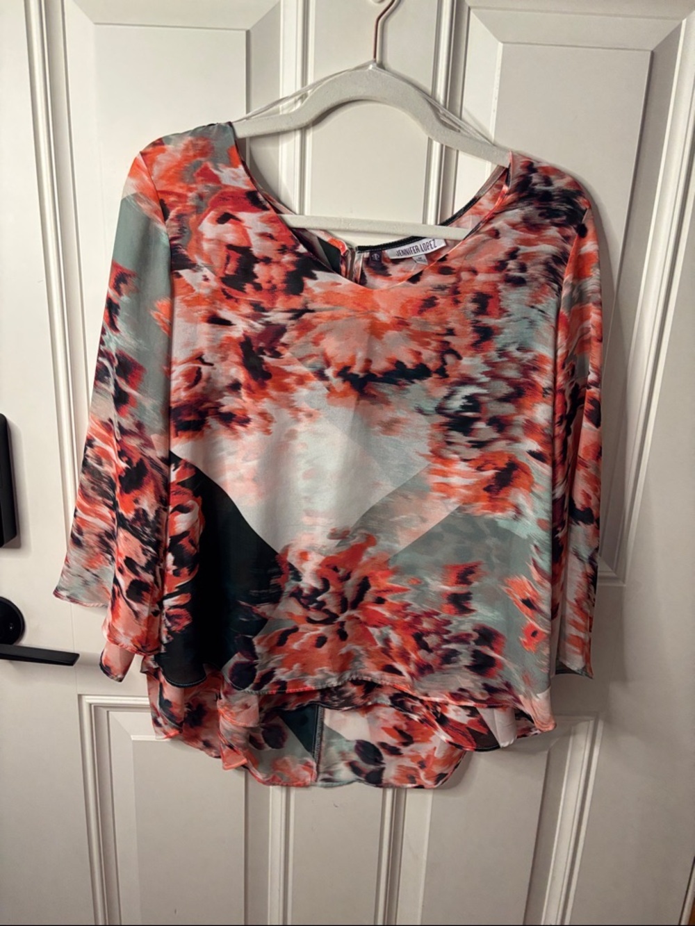 EUC Jennifer Lopez  Coral, Grey & Black Abstract Floral Layered Blouse